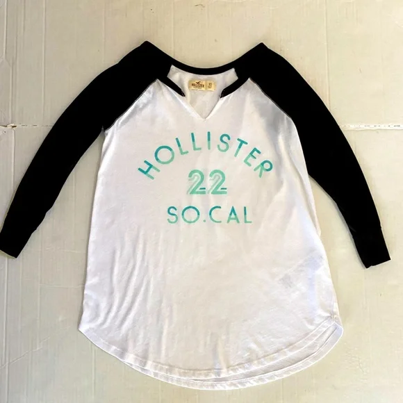 Hollister Tops Nwot Hollister Women Xs Raglan Round Neck Cut